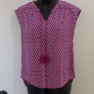Ladies sleeveless blouse